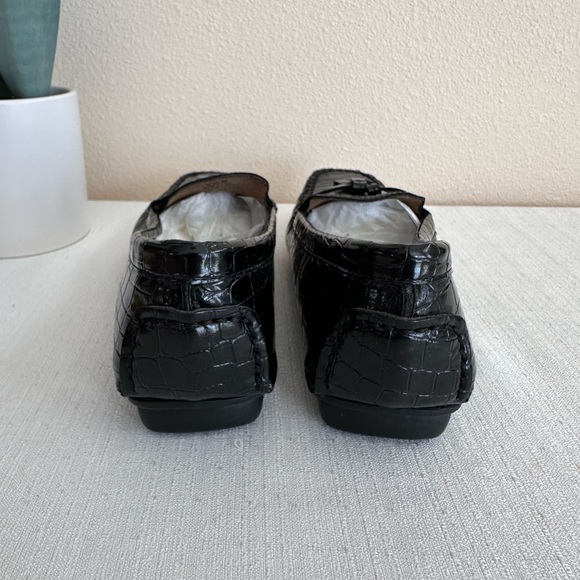 Vintage St. John’s Bay Black Cric Leather Loafers Women’s 9.5M - Picture 9 of 11